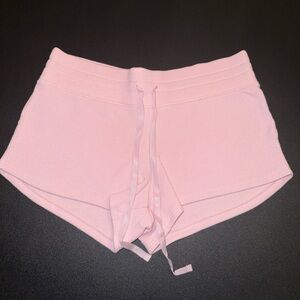 Pink hollister shorts
Worn once